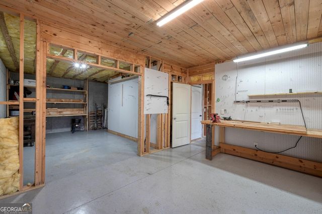 892 Cypress Pointe Lane, Hayesville, NC 28904