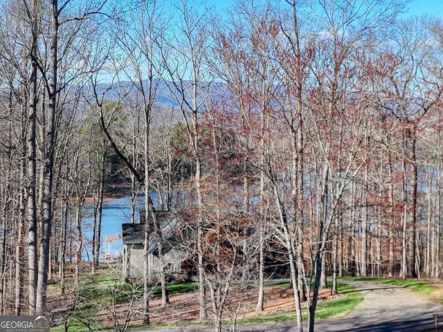 892 Cypress Pointe Lane, Hayesville, NC 28904