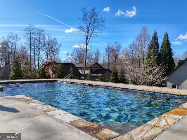 892 Cypress Pointe Lane, Hayesville, NC 28904