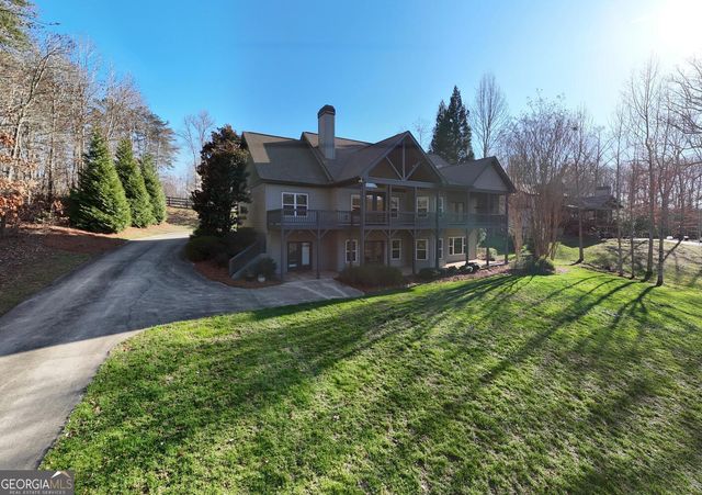 892 Cypress Pointe Lane, Hayesville, NC 28904