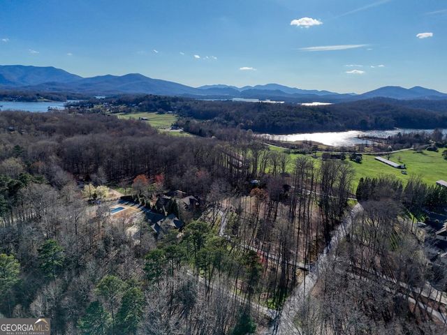 892 Cypress Pointe Lane, Hayesville, NC 28904
