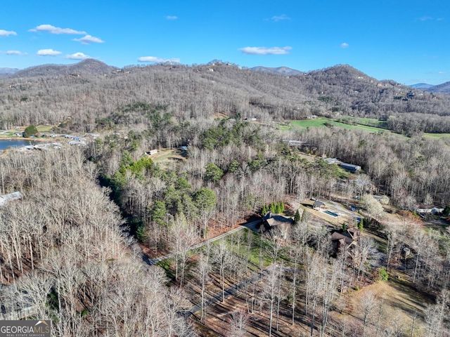 892 Cypress Pointe Lane, Hayesville, NC 28904