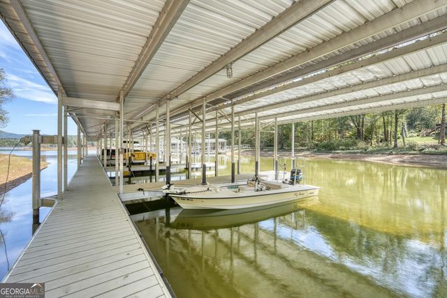 892 Cypress Pointe Lane, Hayesville, NC 28904