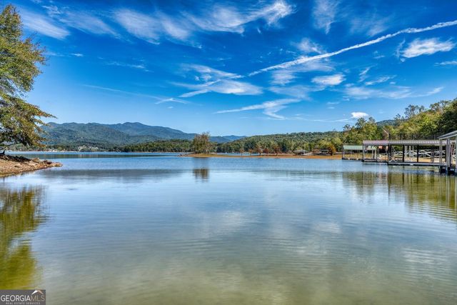 892 Cypress Pointe Lane, Hayesville, NC 28904