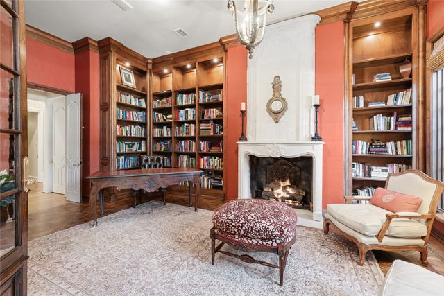 3004 W Shadow Drive, Arlington, TX 76006