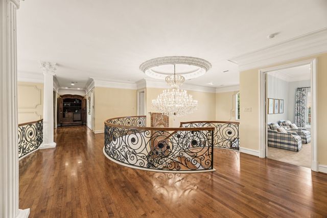 3004 W Shadow Drive, Arlington, TX 76006