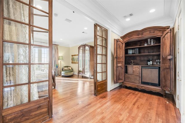 3004 W Shadow Drive, Arlington, TX 76006