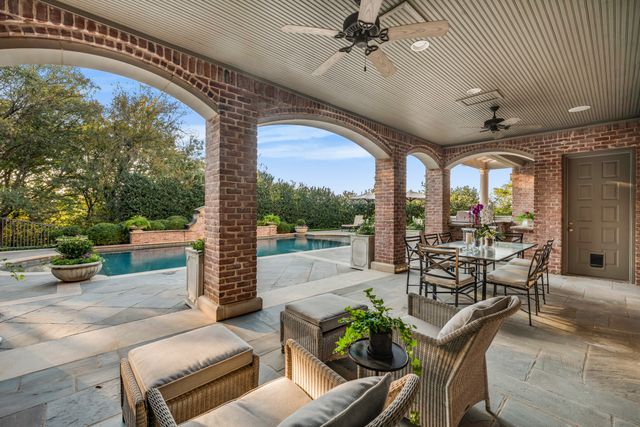 3004 W Shadow Drive, Arlington, TX 76006