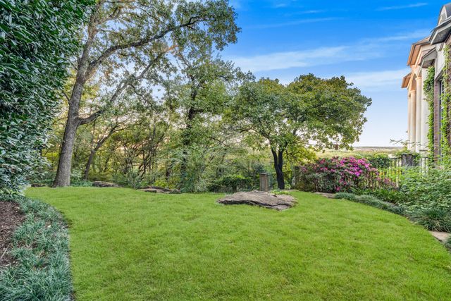 3004 W Shadow Drive, Arlington, TX 76006