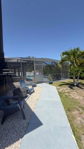 4407 SW 16th Place, Cape Coral, FL 33914