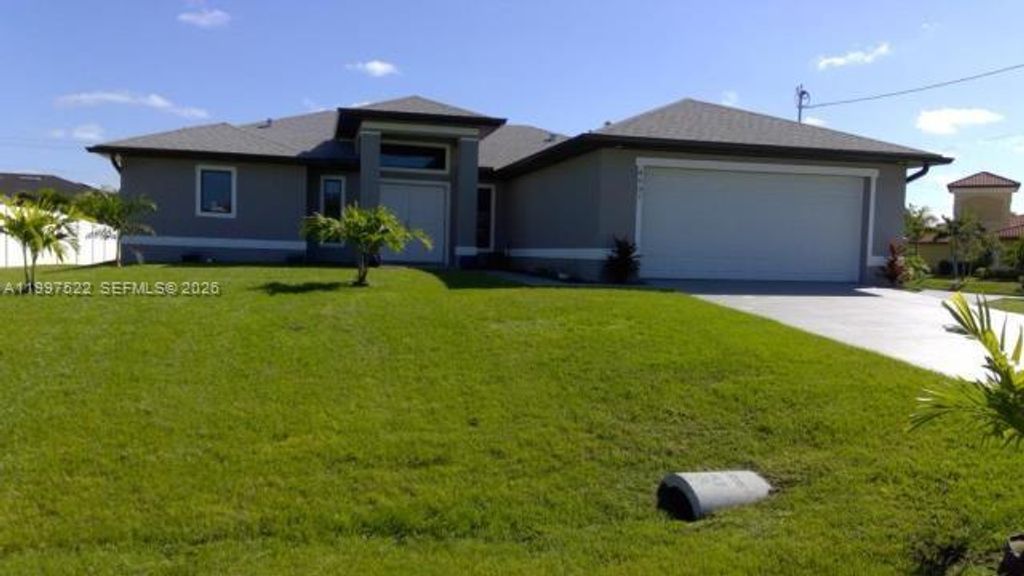 4407 SW 16th Place, Cape Coral, FL 33914
