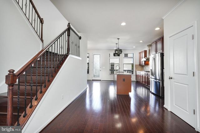 24461 JUNIPER WOODS TER, Sterling, VA 20166