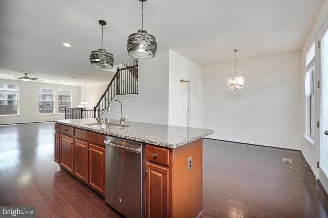 24461 JUNIPER WOODS TER, Sterling, VA 20166