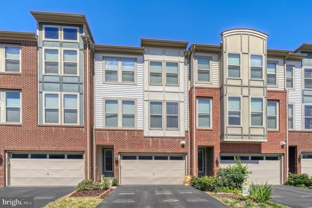 24461 JUNIPER WOODS TER, Sterling, VA 20166
