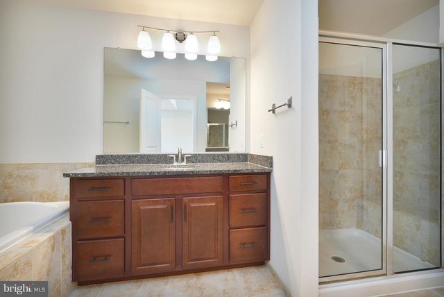 24461 JUNIPER WOODS TER, Sterling, VA 20166