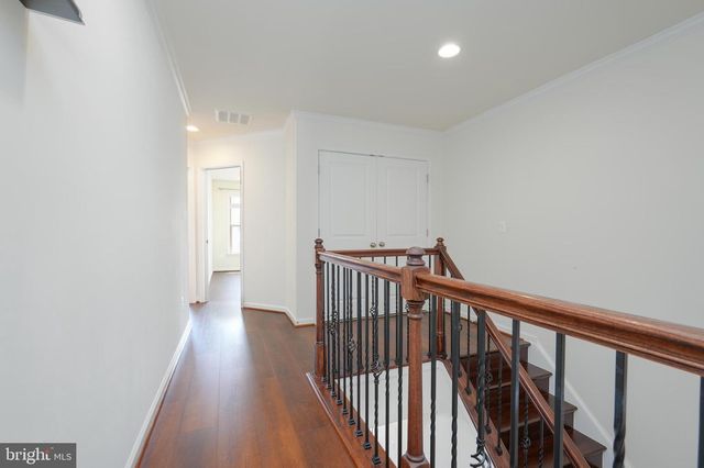 24461 JUNIPER WOODS TER, Sterling, VA 20166