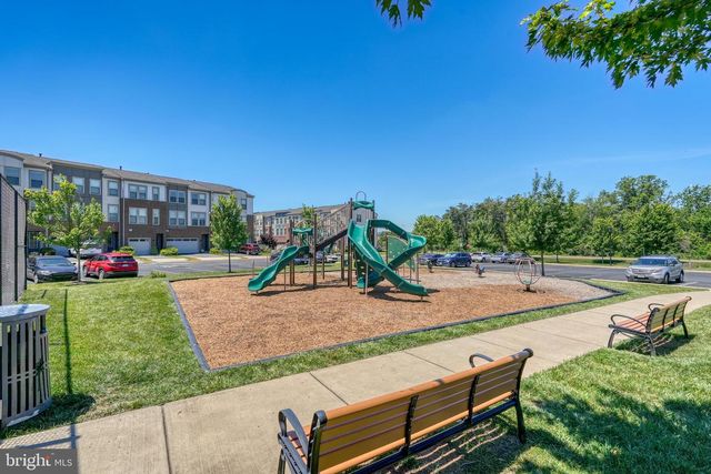24461 JUNIPER WOODS TER, Sterling, VA 20166