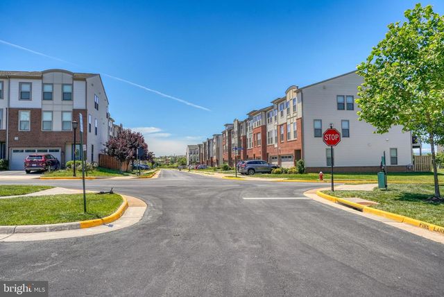 24461 JUNIPER WOODS TER, Sterling, VA 20166