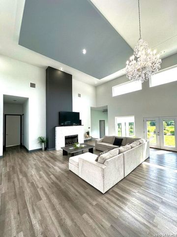 31109 Windmill Lane, Bulverde, TX 78163