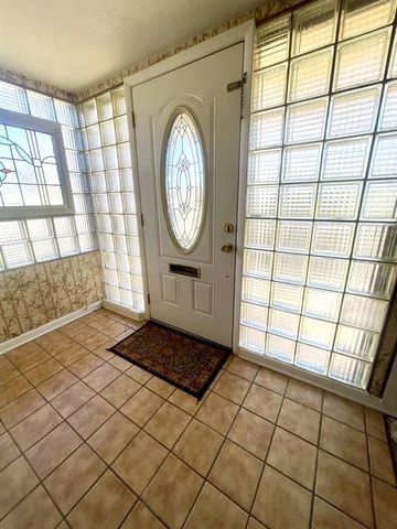 7104 Hilltop Court, Oklahoma City, OK 73110