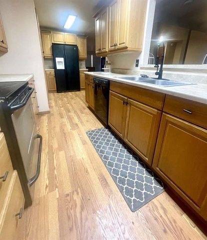 7104 Hilltop Court, Oklahoma City, OK 73110