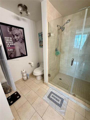 90 SW 3rd St 3012, Miami, FL 33130