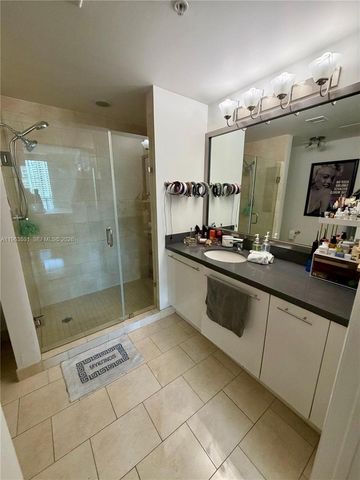 90 SW 3rd St 3012, Miami, FL 33130