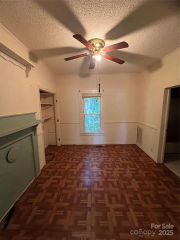 805 W Church Street W, Cherryville, NC 28021