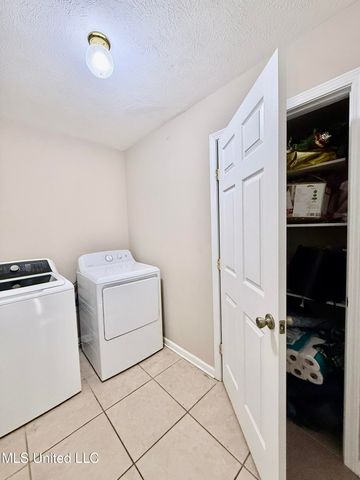 805 Serville Drive, Jackson, MS 39206