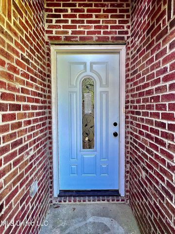 805 Serville Drive, Jackson, MS 39206