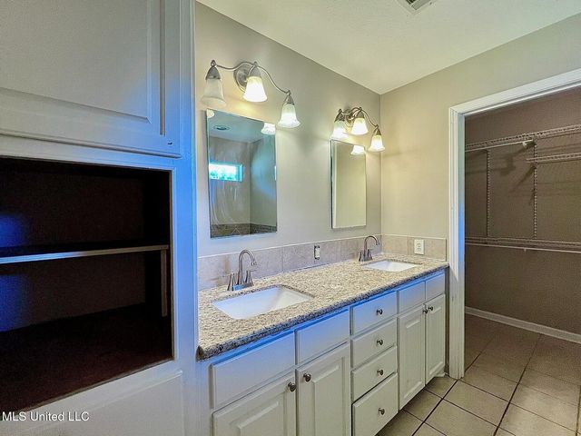 805 Serville Drive, Jackson, MS 39206