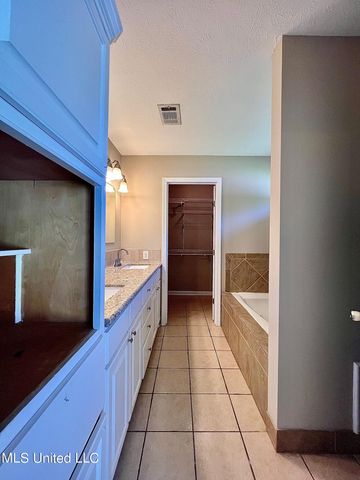 805 Serville Drive, Jackson, MS 39206