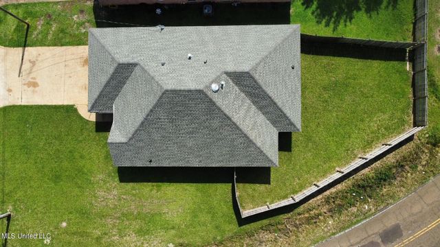 805 Serville Drive, Jackson, MS 39206