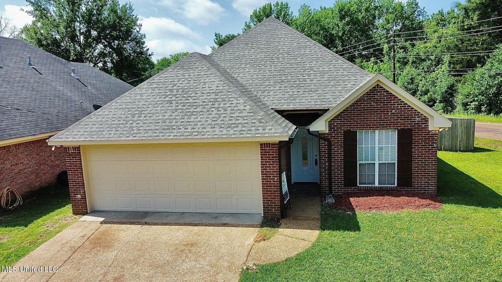 805 Serville Drive, Jackson, MS 39206