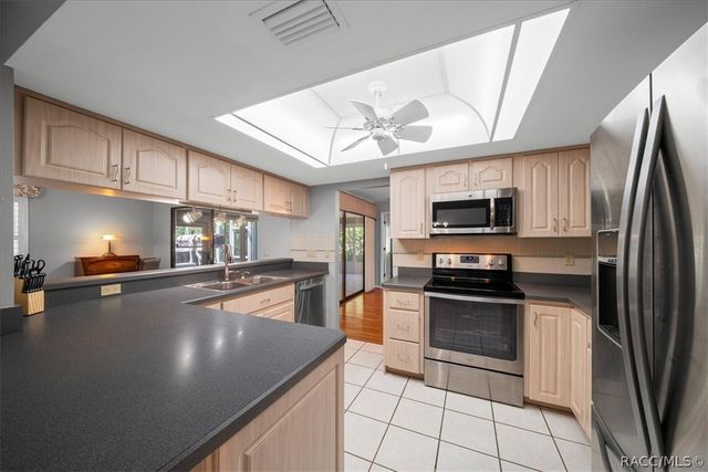 2 Canela Court, Homosassa, FL 34446