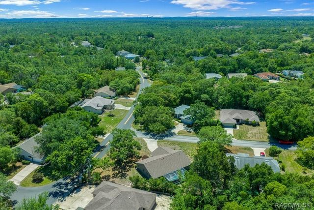2 Canela Court, Homosassa, FL 34446