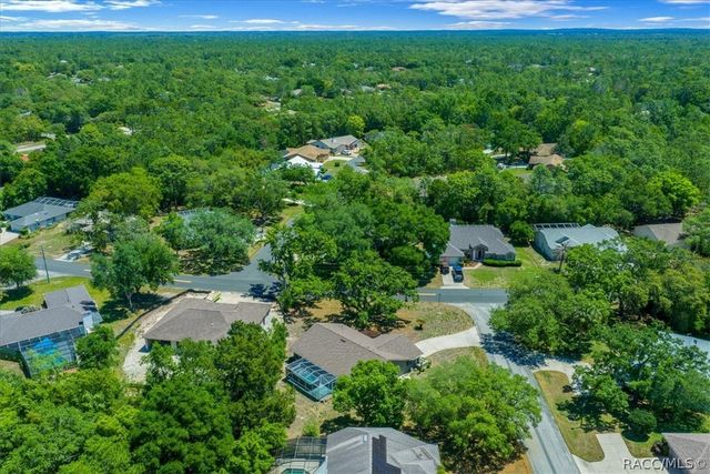 2 Canela Court, Homosassa, FL 34446