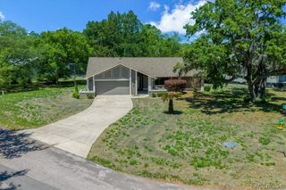 2 Canela Court, Homosassa, FL 34446