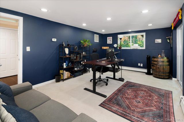 27 Lakeview Avenue W, Cortlandt Manor, NY 10567