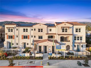 729 E. Route 66, Glendora, CA 91740