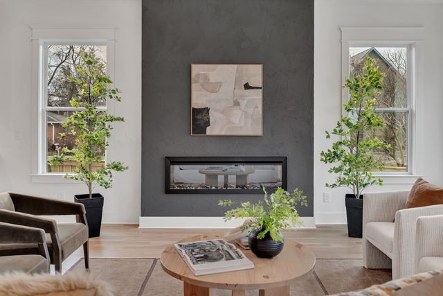 6101 Henry Ford Dr, Nashville, TN 37209