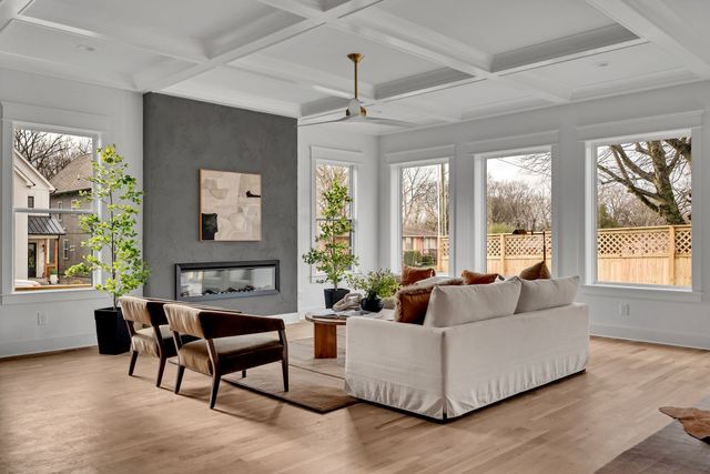 6101 Henry Ford Dr, Nashville, TN 37209