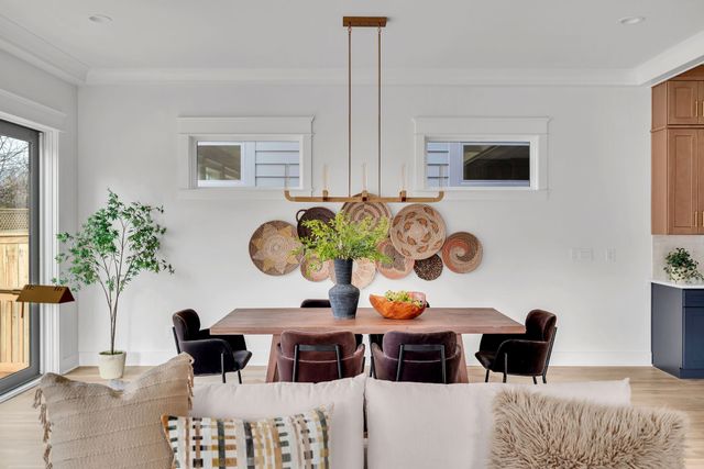 6101 Henry Ford Dr, Nashville, TN 37209