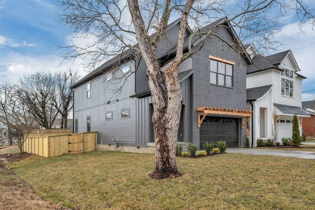 6101 Henry Ford Dr, Nashville, TN 37209