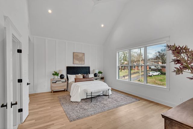 6101 Henry Ford Dr, Nashville, TN 37209