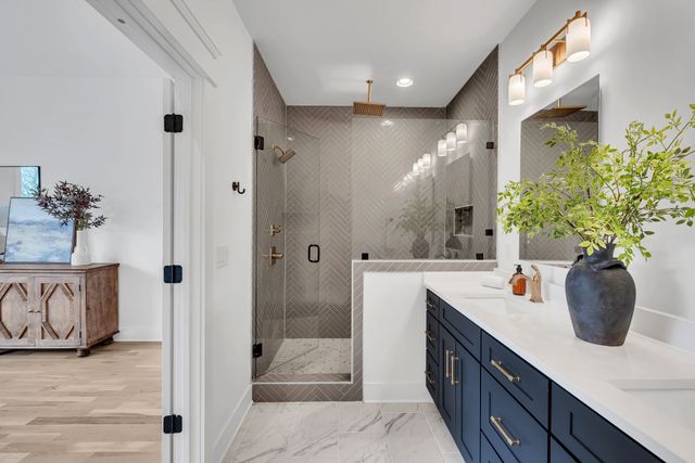 6101 Henry Ford Dr, Nashville, TN 37209