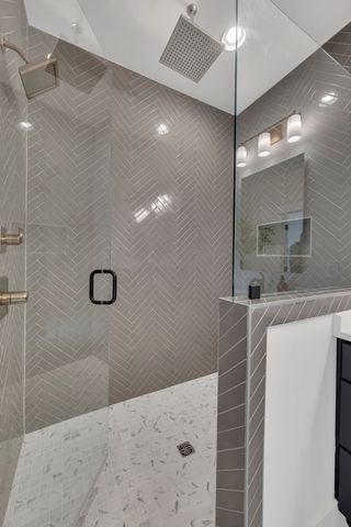 6101 Henry Ford Dr, Nashville, TN 37209