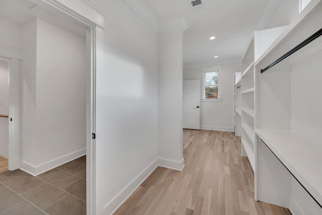 6101 Henry Ford Dr, Nashville, TN 37209