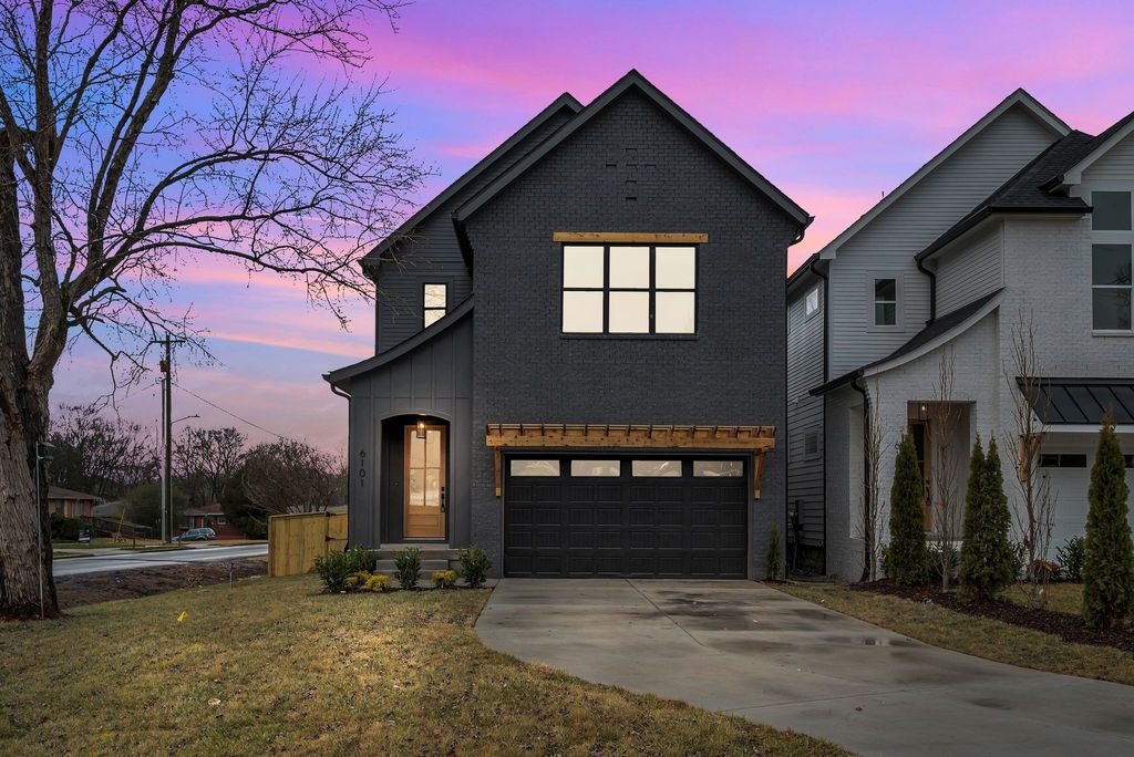 6101 Henry Ford Dr, Nashville, TN 37209