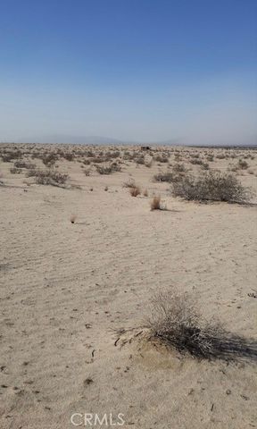 27 Schooler Road, Twentynine Palms, CA 92277